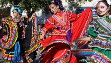 Flokoriko dancers in Corpus Christi during Dia de los Muertos festival.